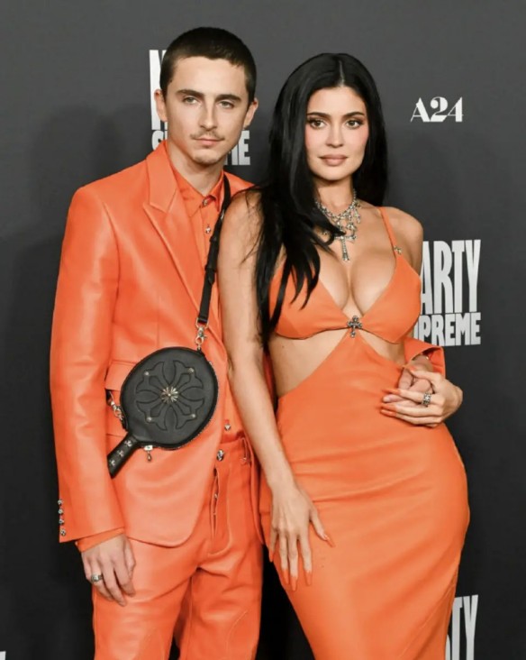 经典影视碎片化解读：快感消费下的认知窄化与审美迷失