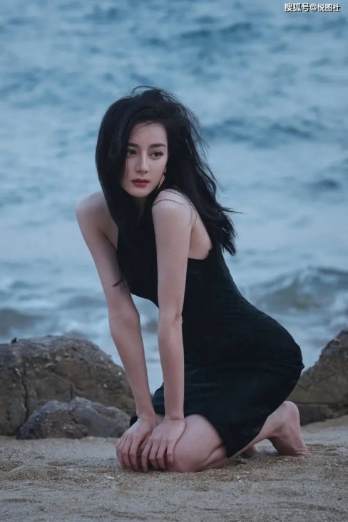 闫学晶的哭丧，与华裔天才的沉默