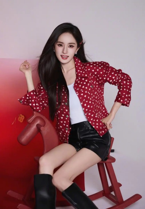 另辟蹊径，不赌规模：Physics of AI 是通往AGI 的“科学路径”