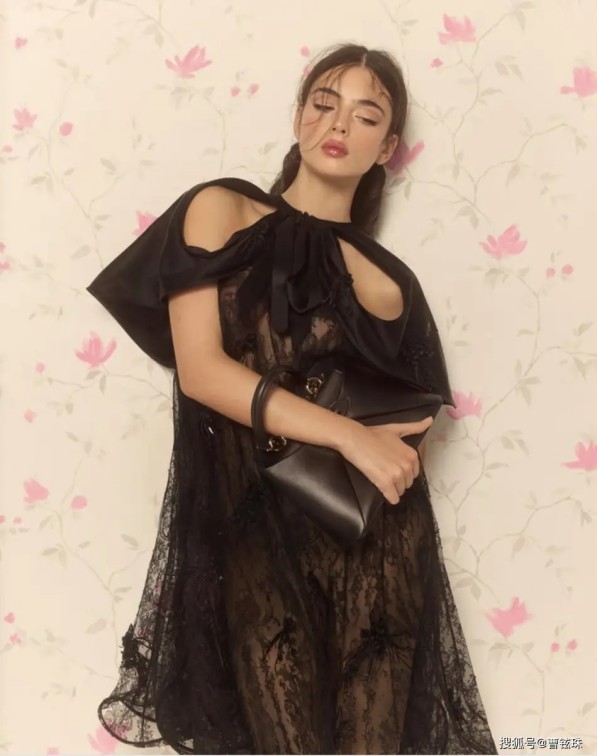 宁艺卓回怼粉丝！恰逢其《嘉人》杂志宣传期疑似炒作