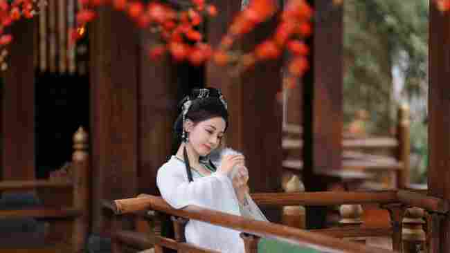 薛之谦回应盲道摆拍翻车：坦然直言倍感开心，感慨世界远比网络画面美好
